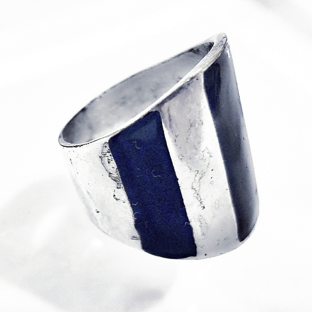 Vintage Silver & Enamel Wide Ring- Size 7 - Picture 3 of 5